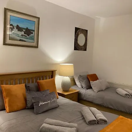 Beautiful Apartment One Double Bedroom With Additional Single Bed And One Single Bedroom With A Sofa Bed In Lounge Plymouth Exterior photo